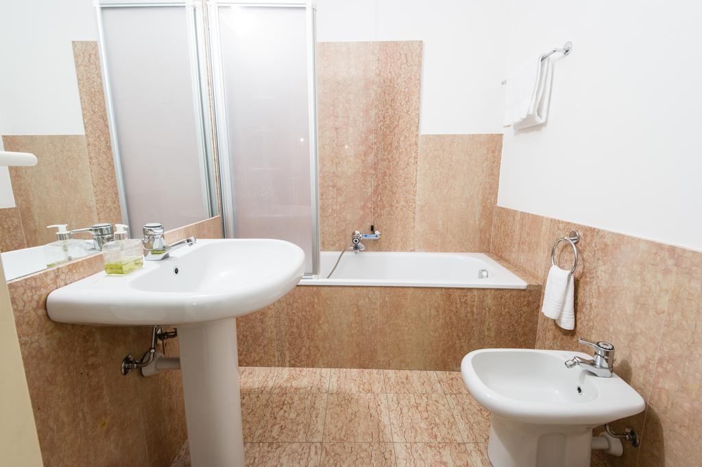 شقة Italianflat - Palazzo Zeiner فيرونا الغرفة الصورة
