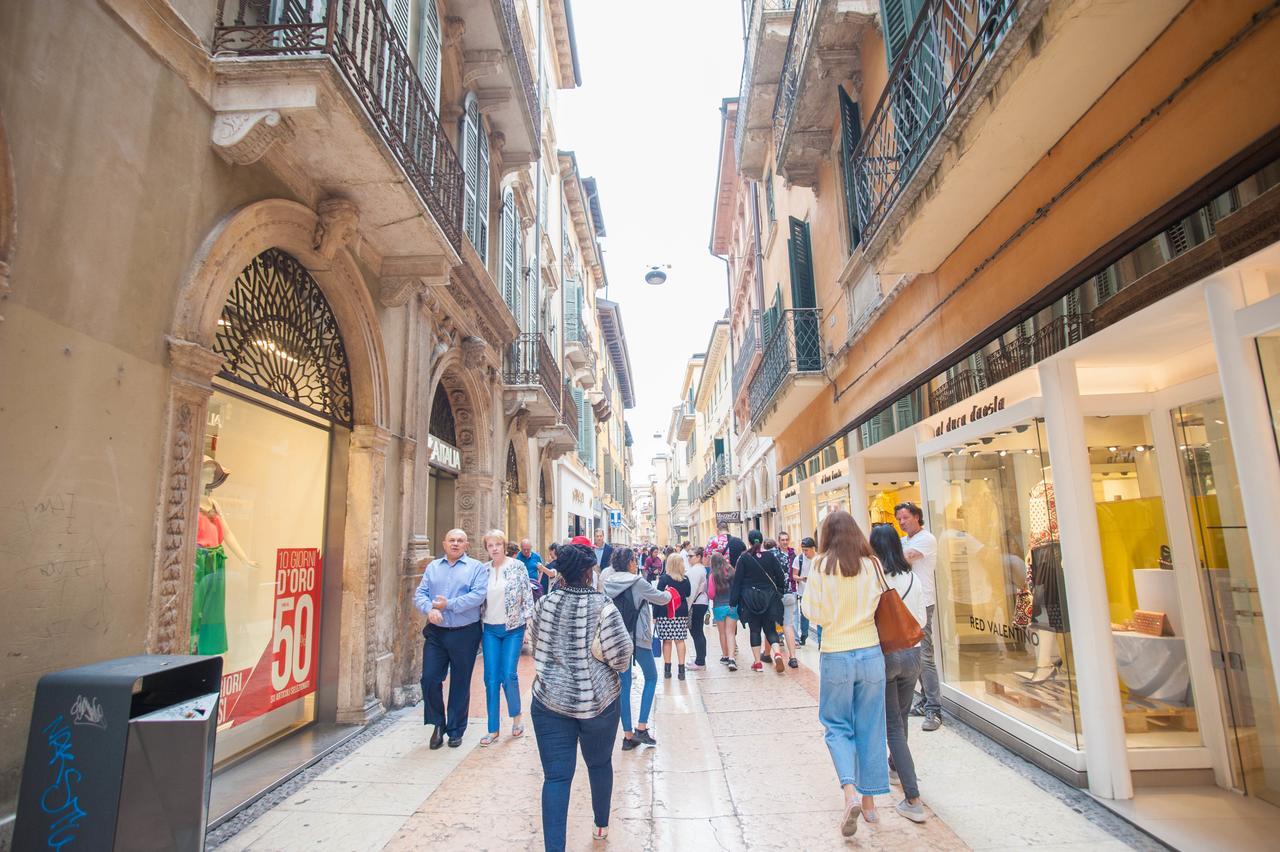 شقة Italianflat - Palazzo Zeiner فيرونا المظهر الخارجي الصورة